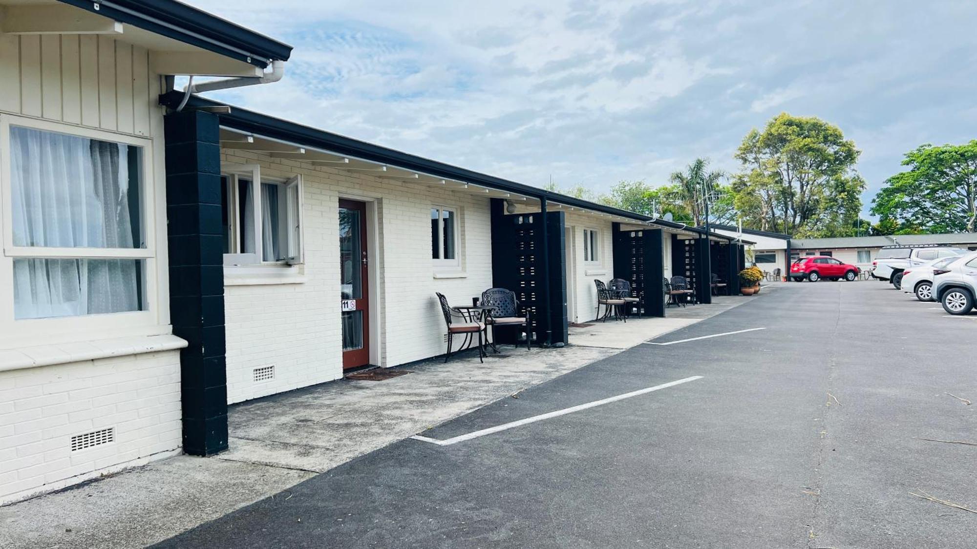 18Th Avenue Thermal Motel Tauranga Extérieur photo