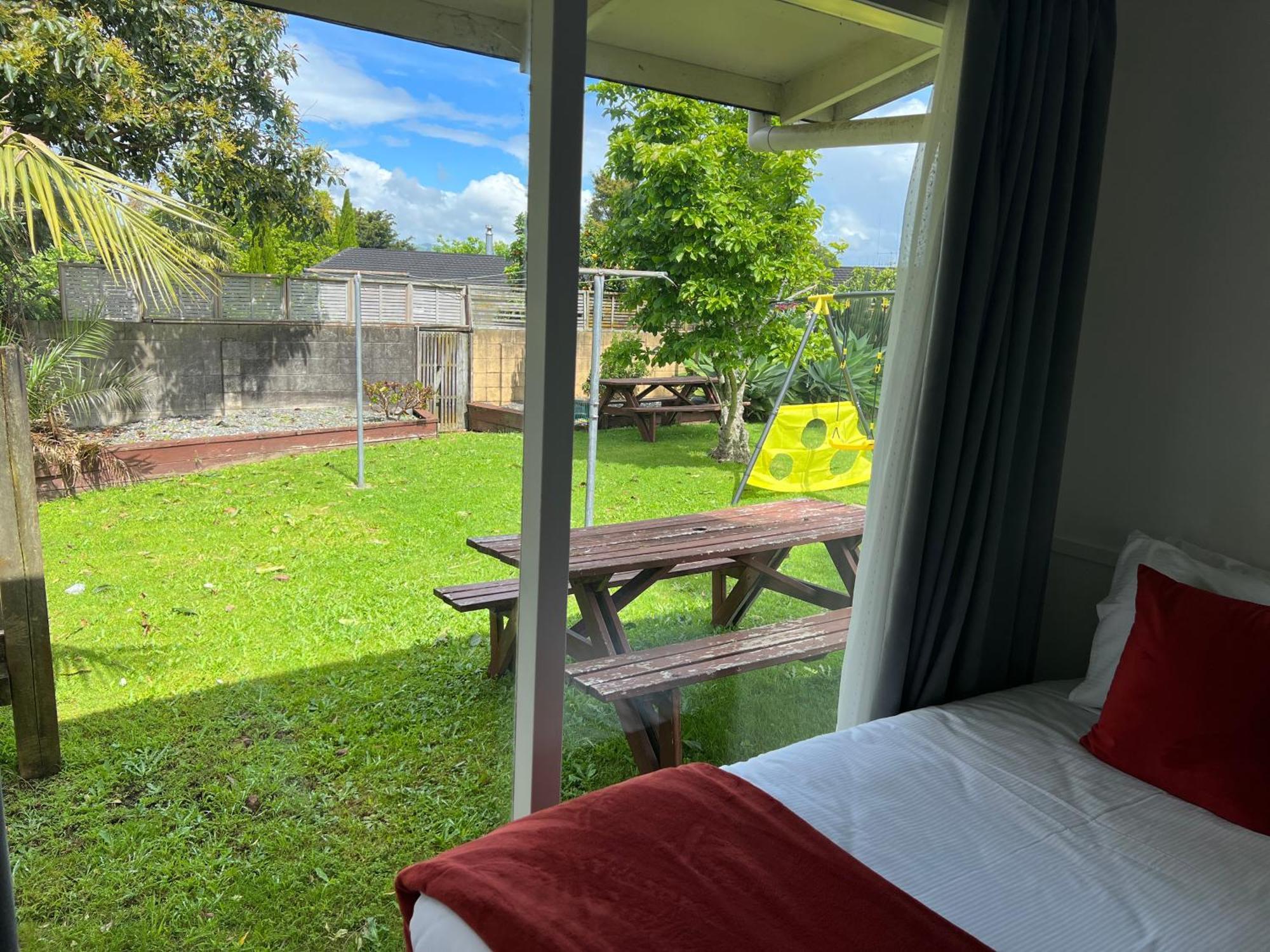 18Th Avenue Thermal Motel Tauranga Extérieur photo